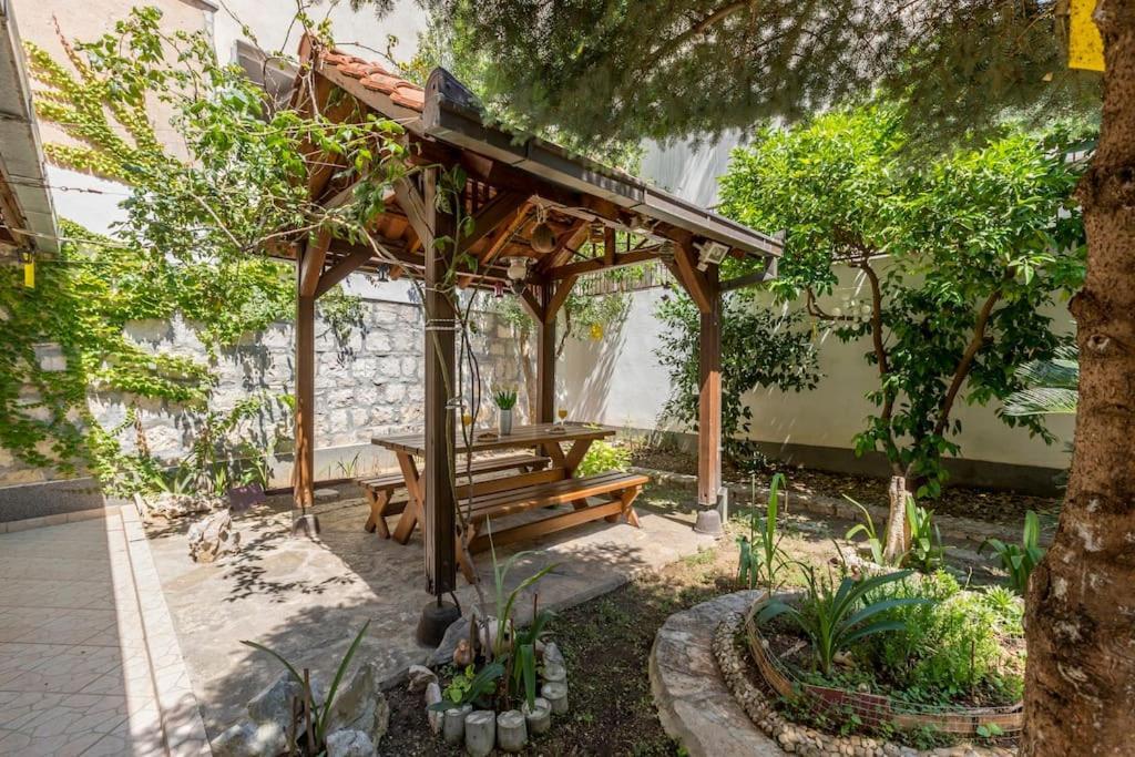 Apartment Paradise Garden Split Exterior foto
