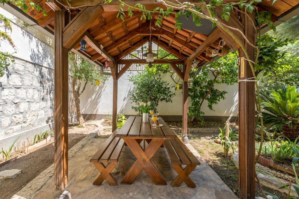Apartment Paradise Garden Split Exterior foto
